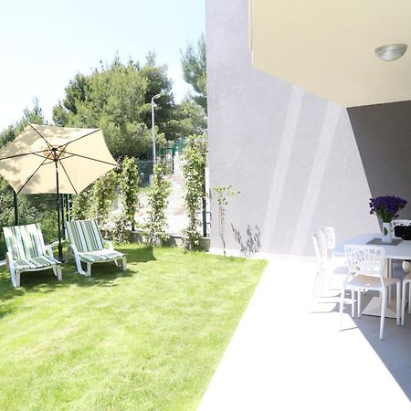 Beach Apartments Dumicic Podstrana Rom bilde