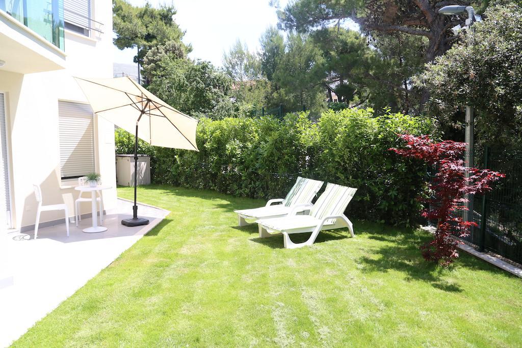 Beach Apartments Dumicic Podstrana Rom bilde