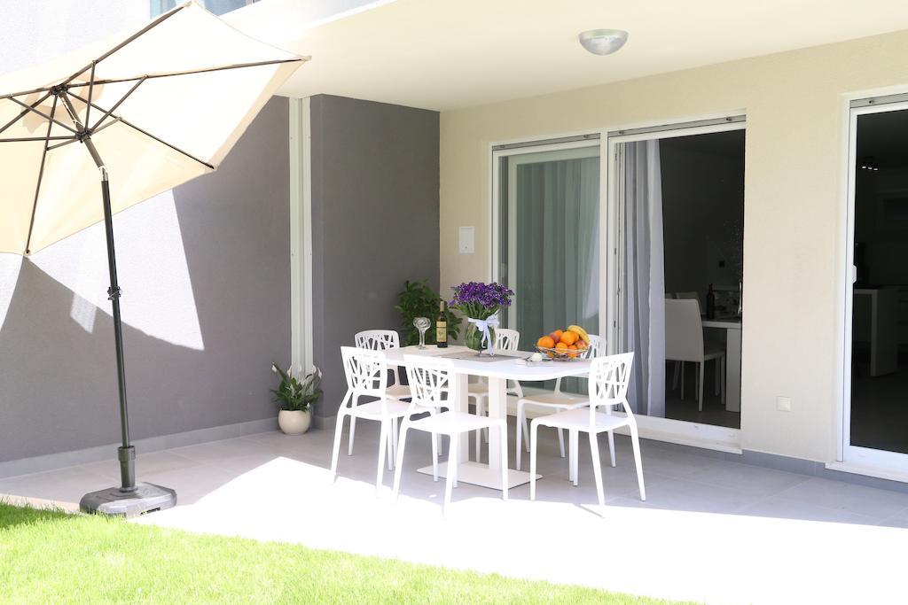 Beach Apartments Dumicic Podstrana Rom bilde